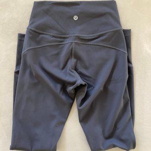 SOLD Lululemon In movement Leggings 25" size 4